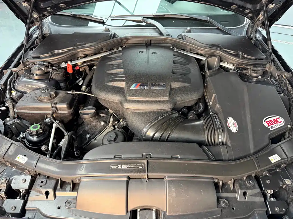 BMW M3 2012 — фото 11