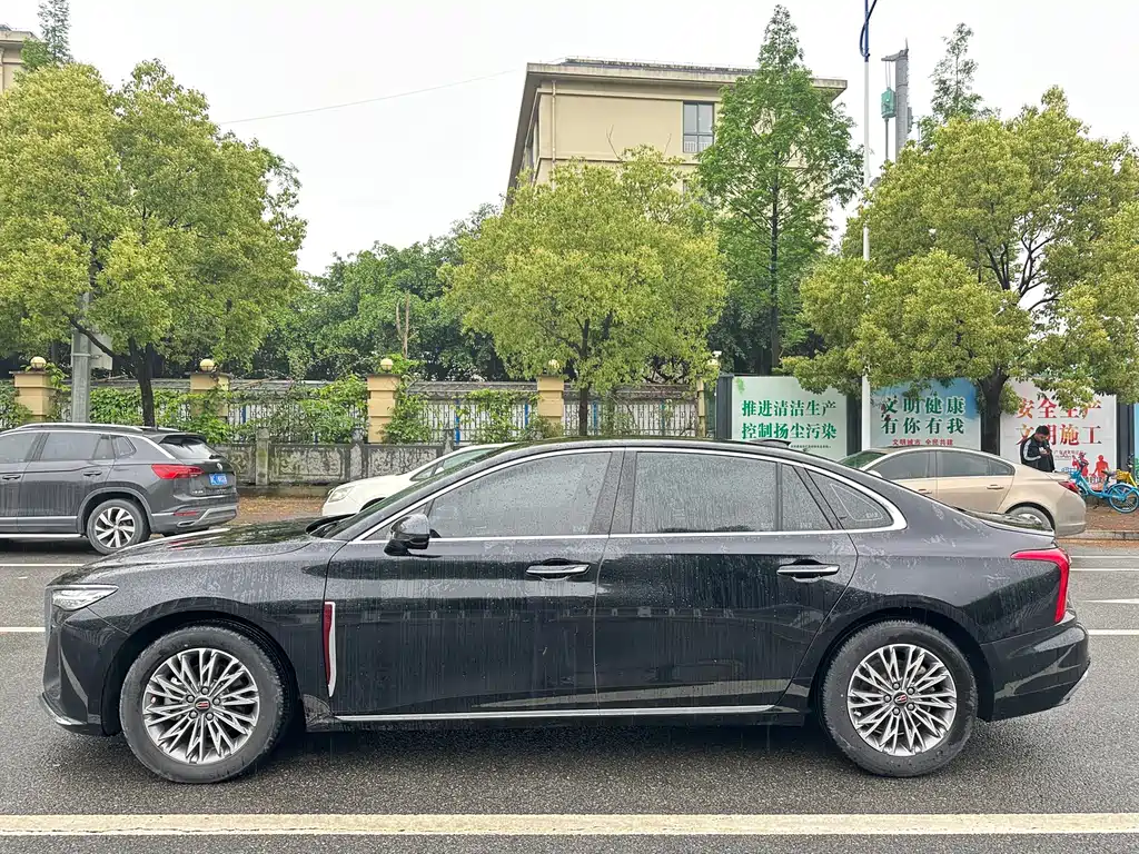 Hongqi H5 2023 — фото 3
