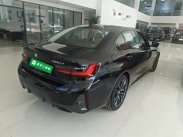 BMW 3 Series 2024