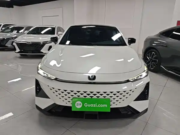 Changan UNI-V 2024