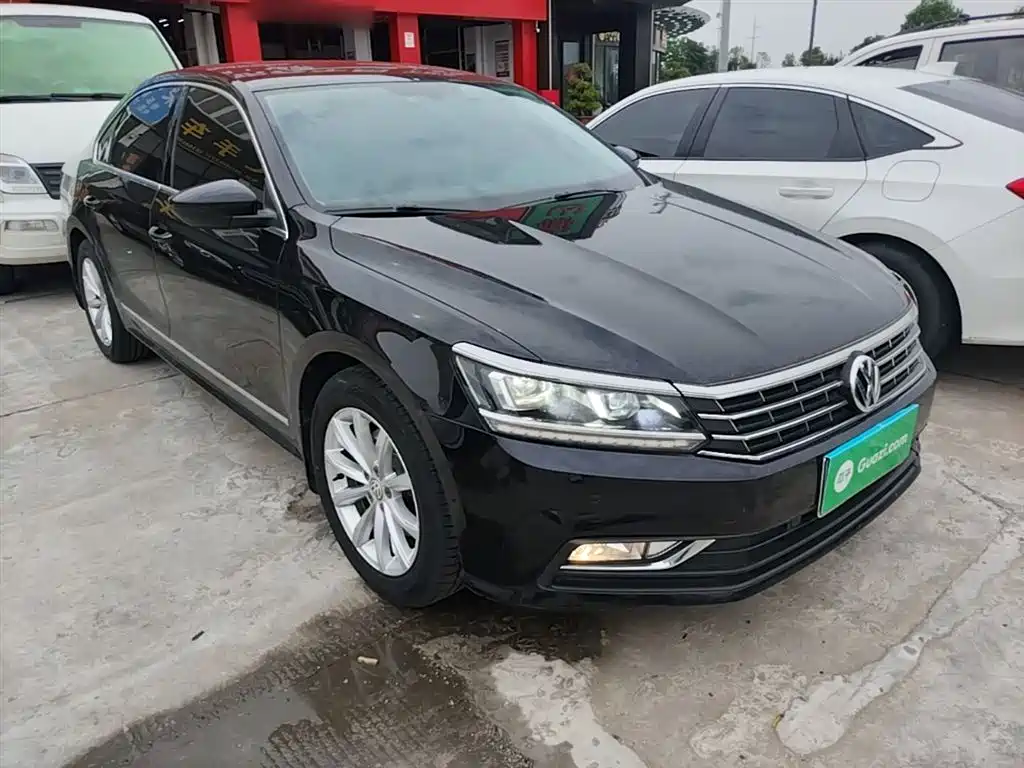 Volkswagen Passat 2018 — фото 4