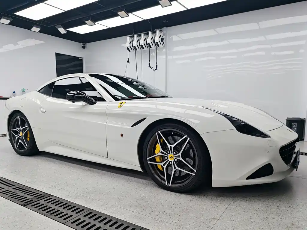 Ferrari California T 2016 — фото 2