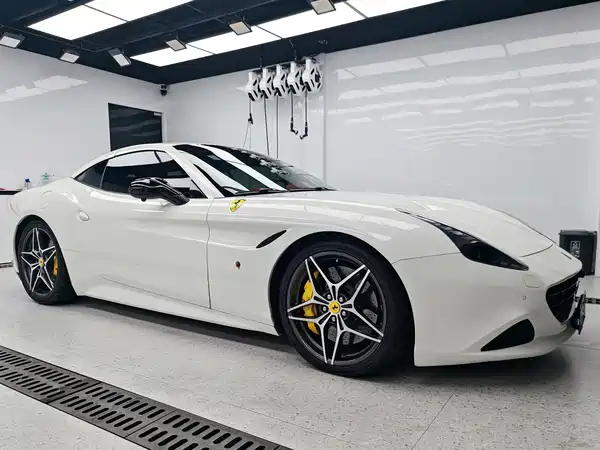 Ferrari California T 2016