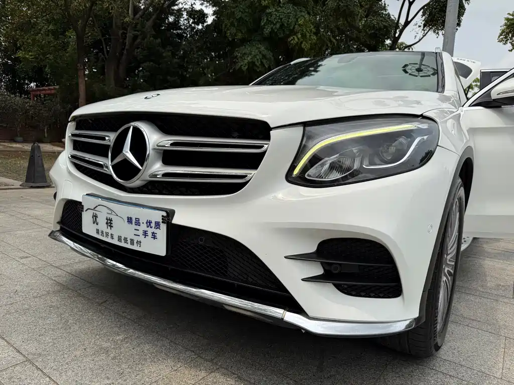 Mercedes-Benz GLC 2017 — фото 18