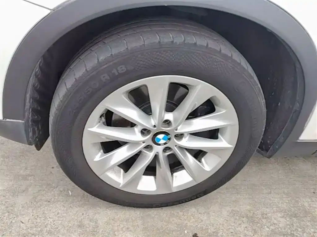 BMW X3 2014 — фото 23