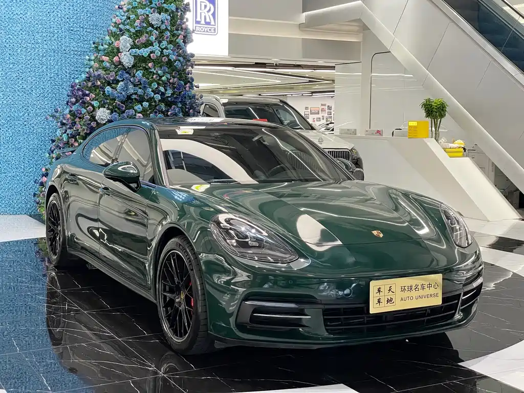 Porsche Panamera 2018 — фото 4