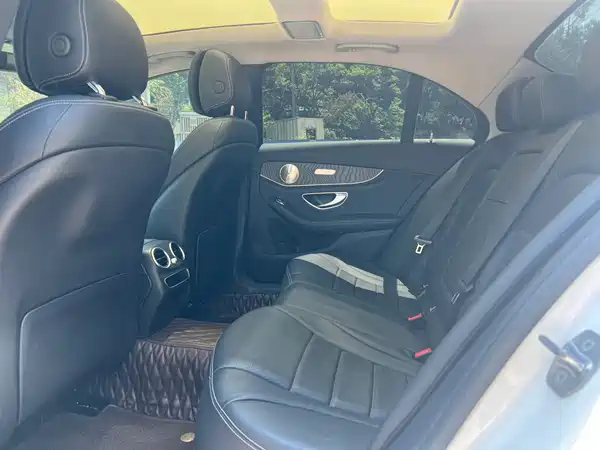 Mercedes-Benz C-Class 2019