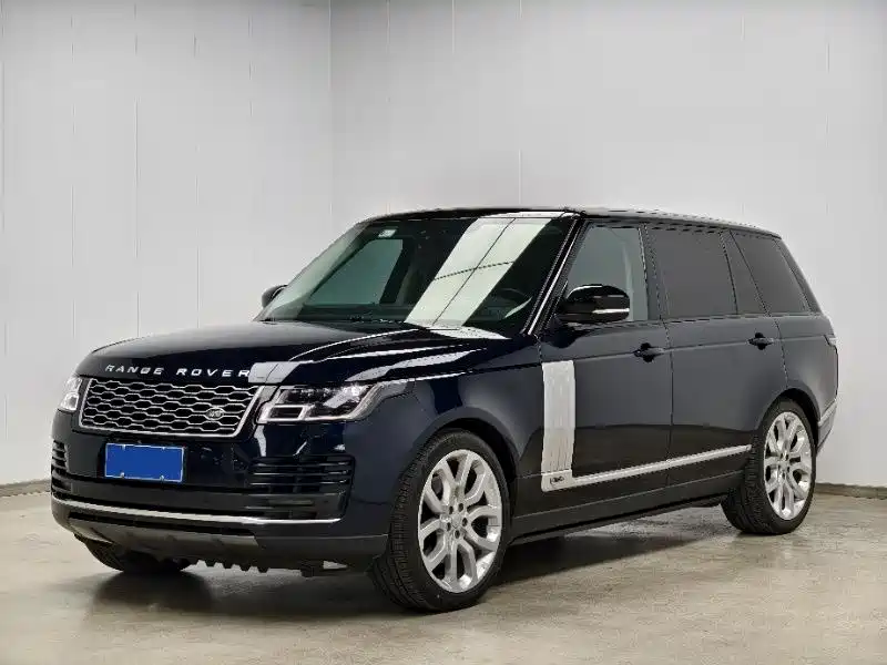 Land Rover Range Rover 2022 — фото 1