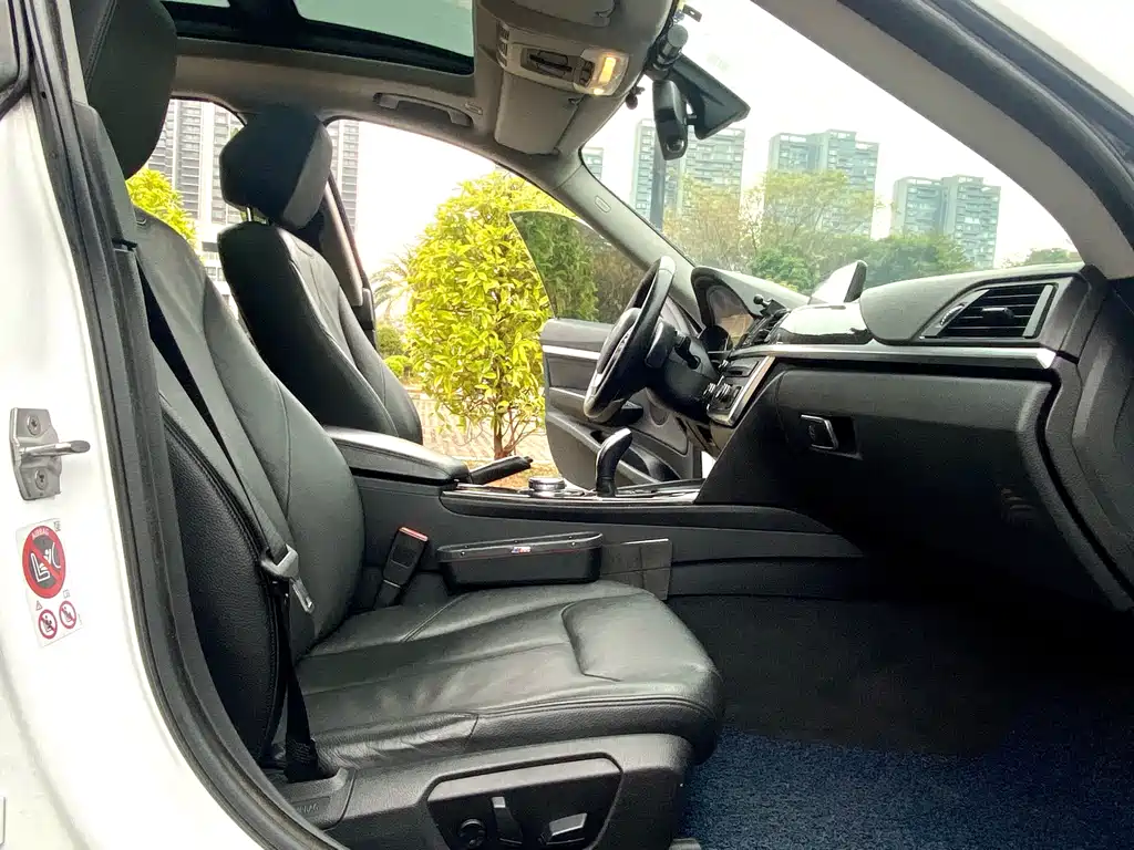BMW 3 Series GT 2015 — фото 14