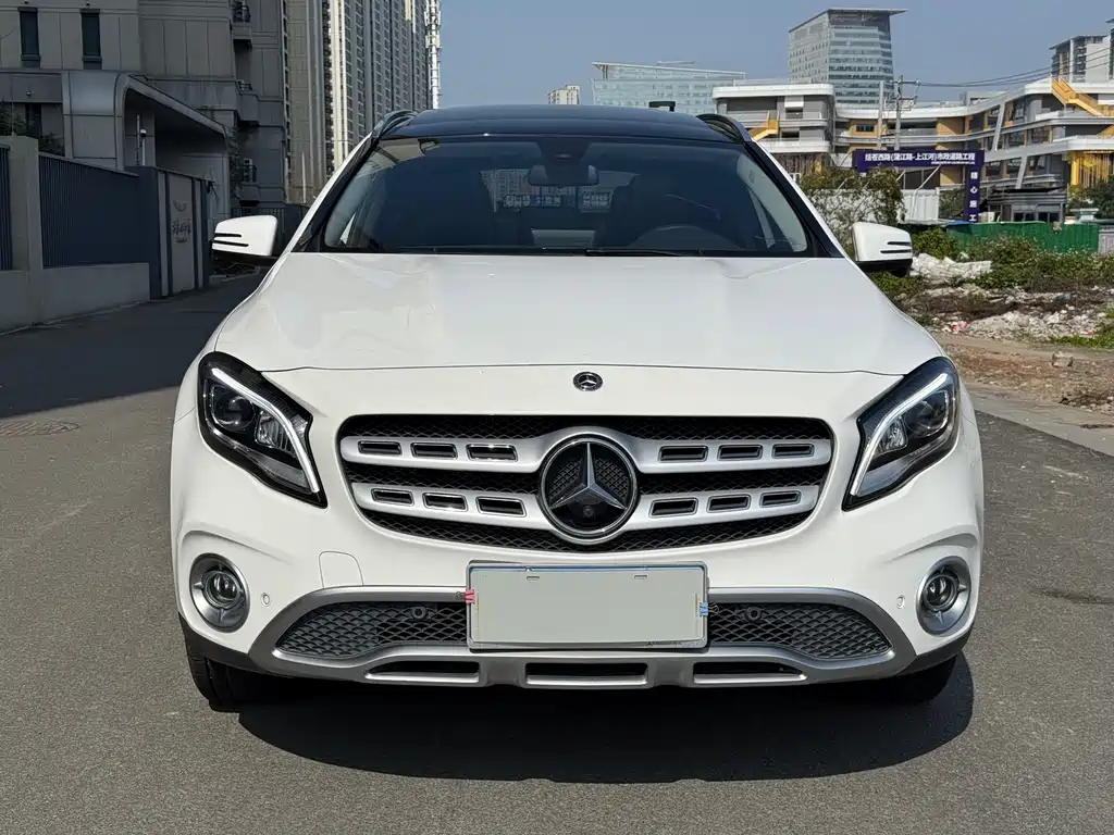 Mercedes-Benz GLA 2018 — фото 2