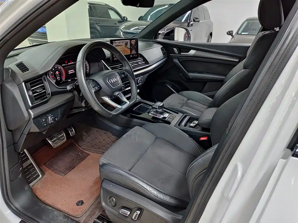 Audi Q5L Sportback 2024