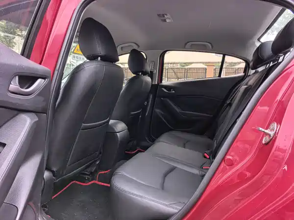 Mazda 3 Axela 2018