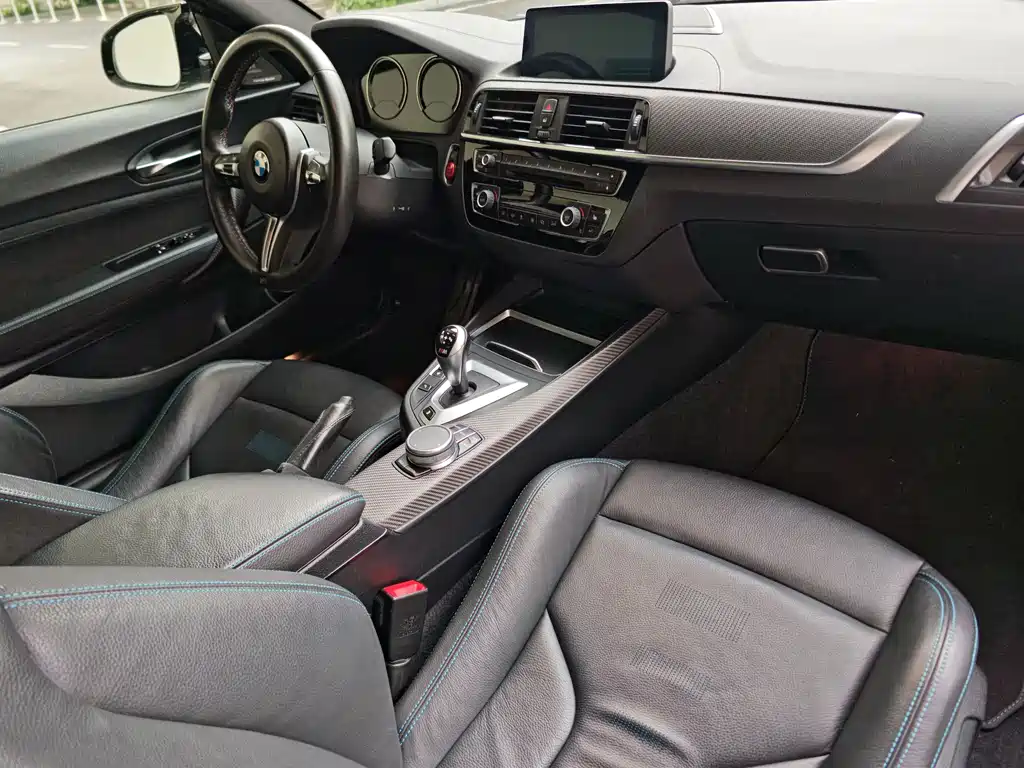 BMW M2 2019 — фото 18