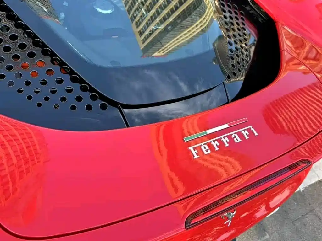 Ferrari SF90 2022 — фото 8