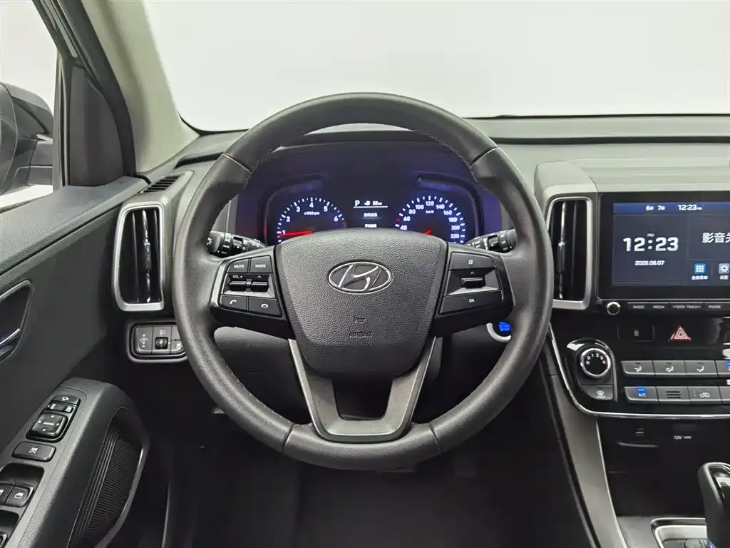 Hyundai ix35 2019 — фото 11