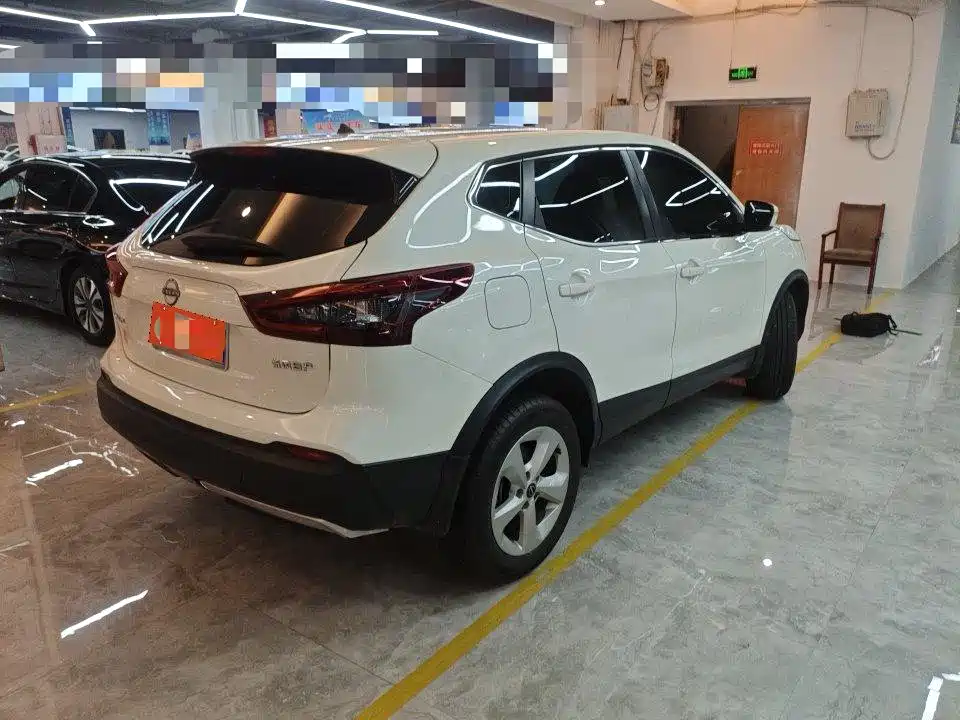 Nissan Qashqai 2023 — фото 4