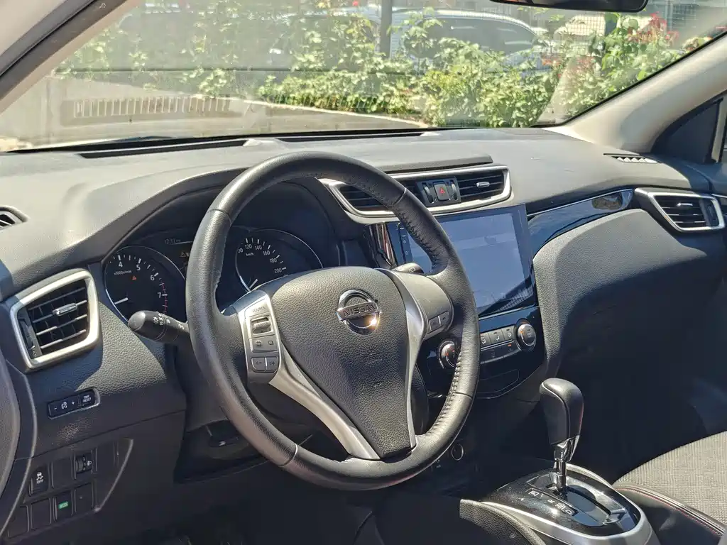 Nissan Qashqai 2018 — фото 11