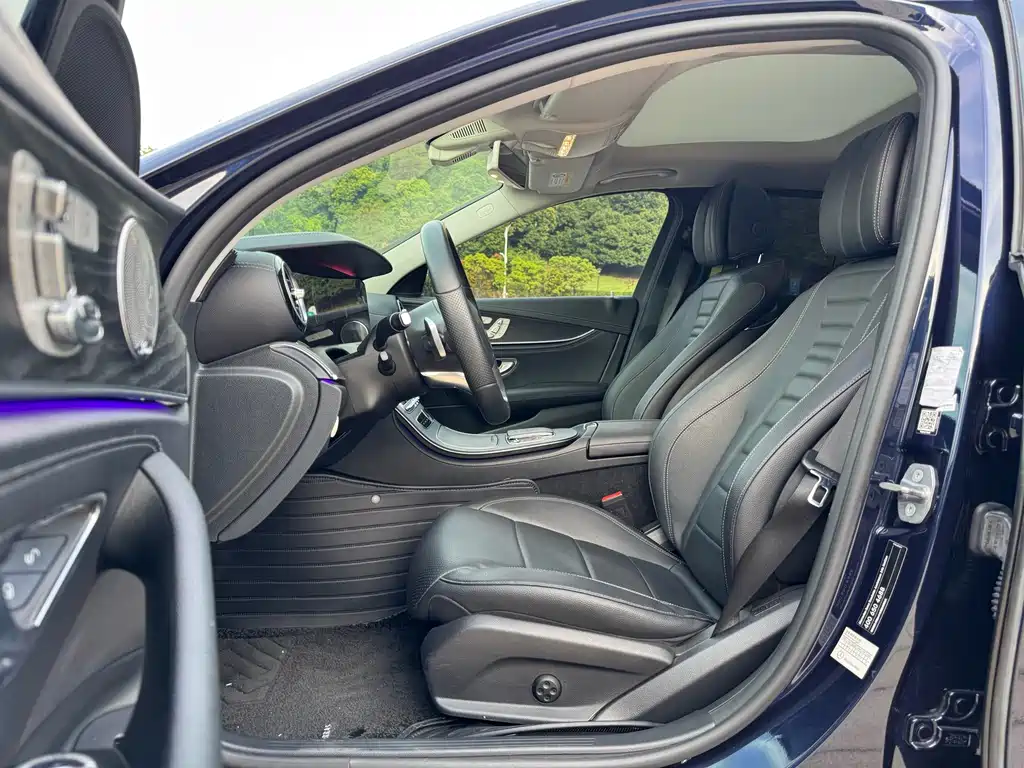 Mercedes-Benz E-Class 2019 — фото 14