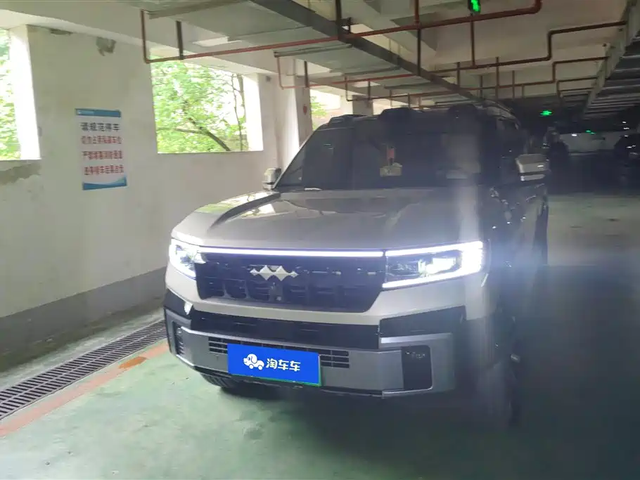 Fang Cheng Bao Leopard 8 2025