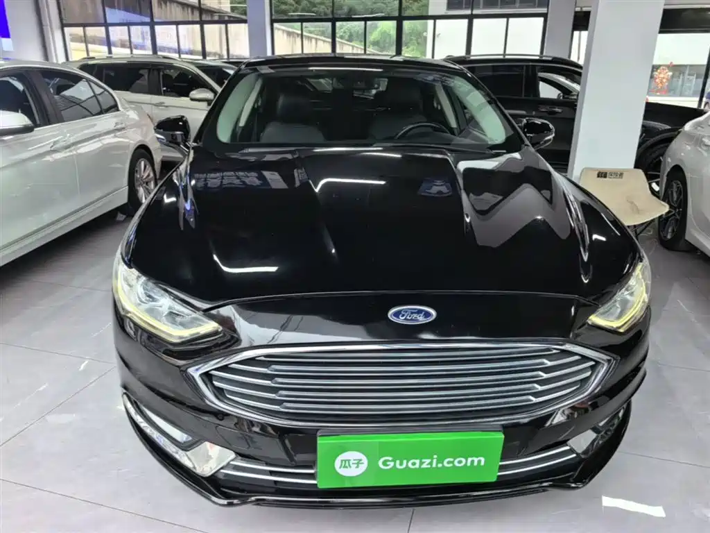 Ford Mondeo 2017 — фото 3