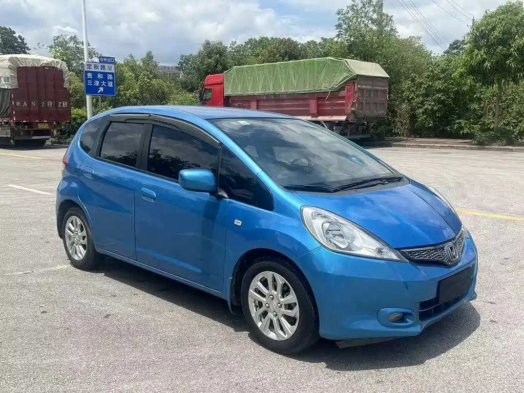 Honda Fit 2013 — фото 3