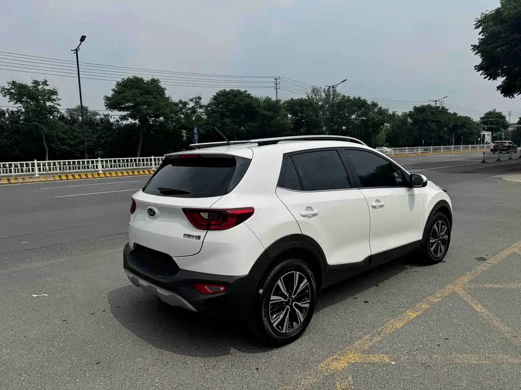 Kia KX1 2019
