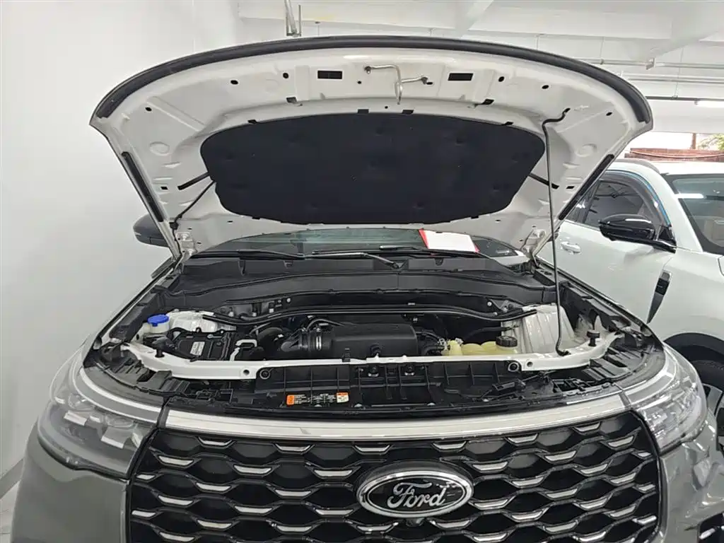 Ford Explorer 2022 — фото 20