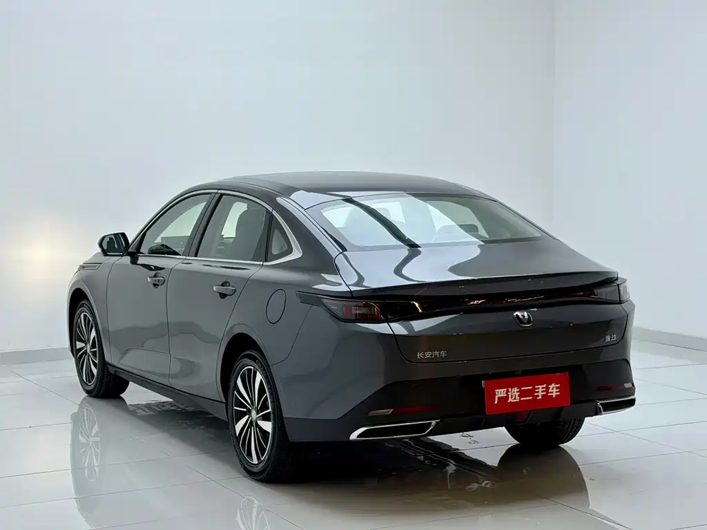 Changan Eado PHEV 2026 — фото 9