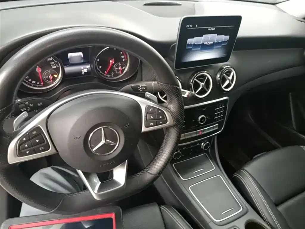 Mercedes-Benz GLA 2019 — фото 10