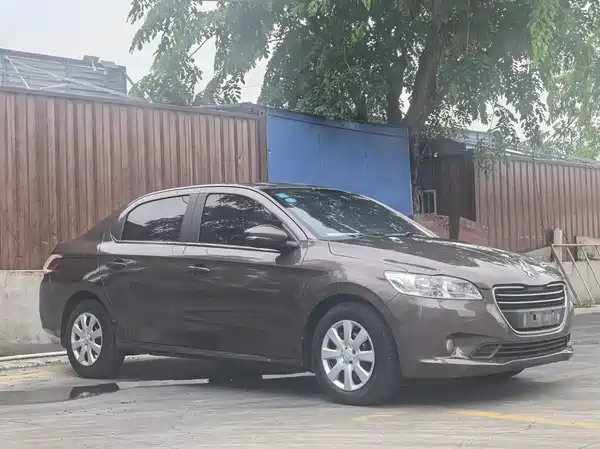 Peugeot 301 2014
