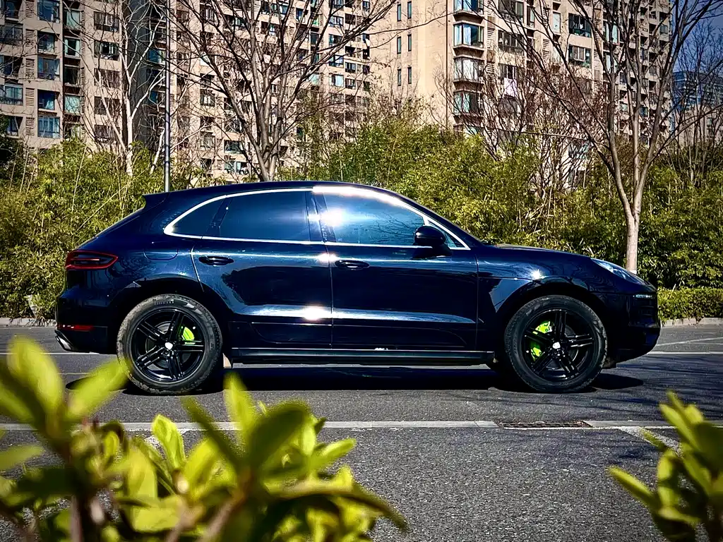 Porsche Macan 2016 — фото 19