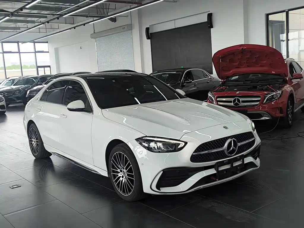 Mercedes-Benz C-Class 2022 — фото 3