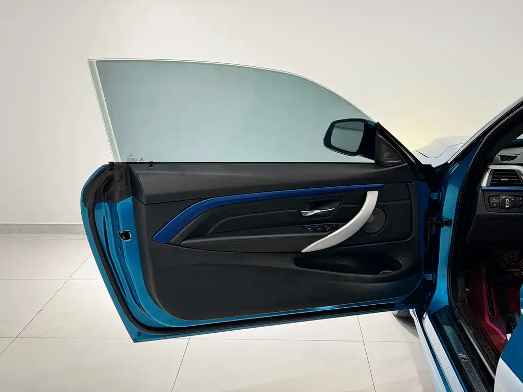 BMW 4 Series 2018 — фото 18