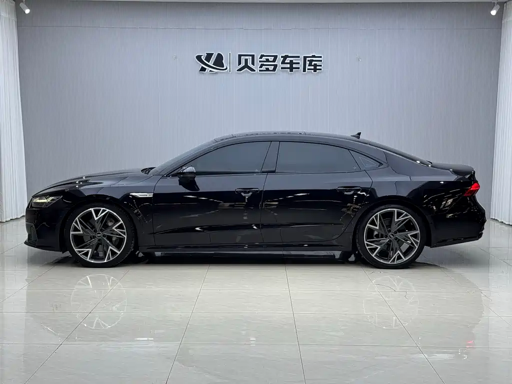 Audi A7L 2024 — фото 3