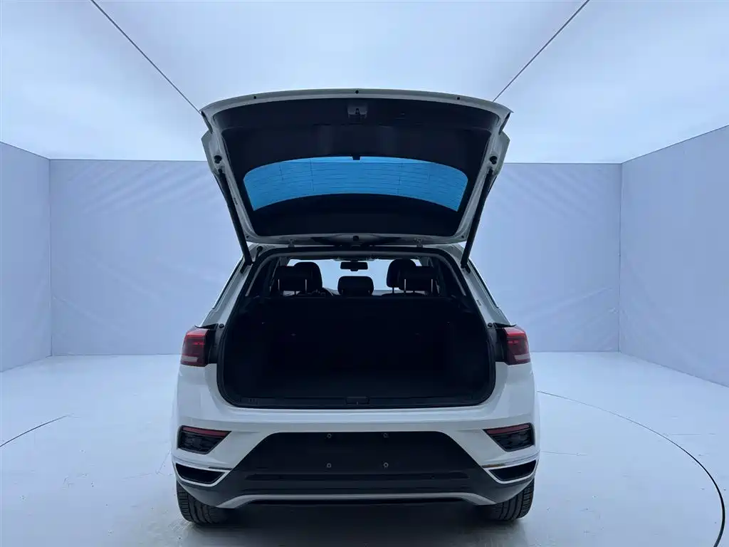 Volkswagen T-Roc 2022 — фото 8
