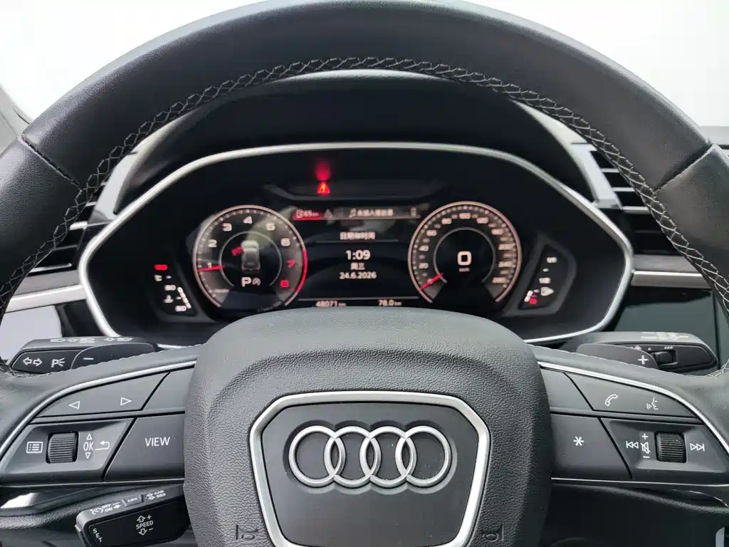 Audi Q3 2023 — фото 19