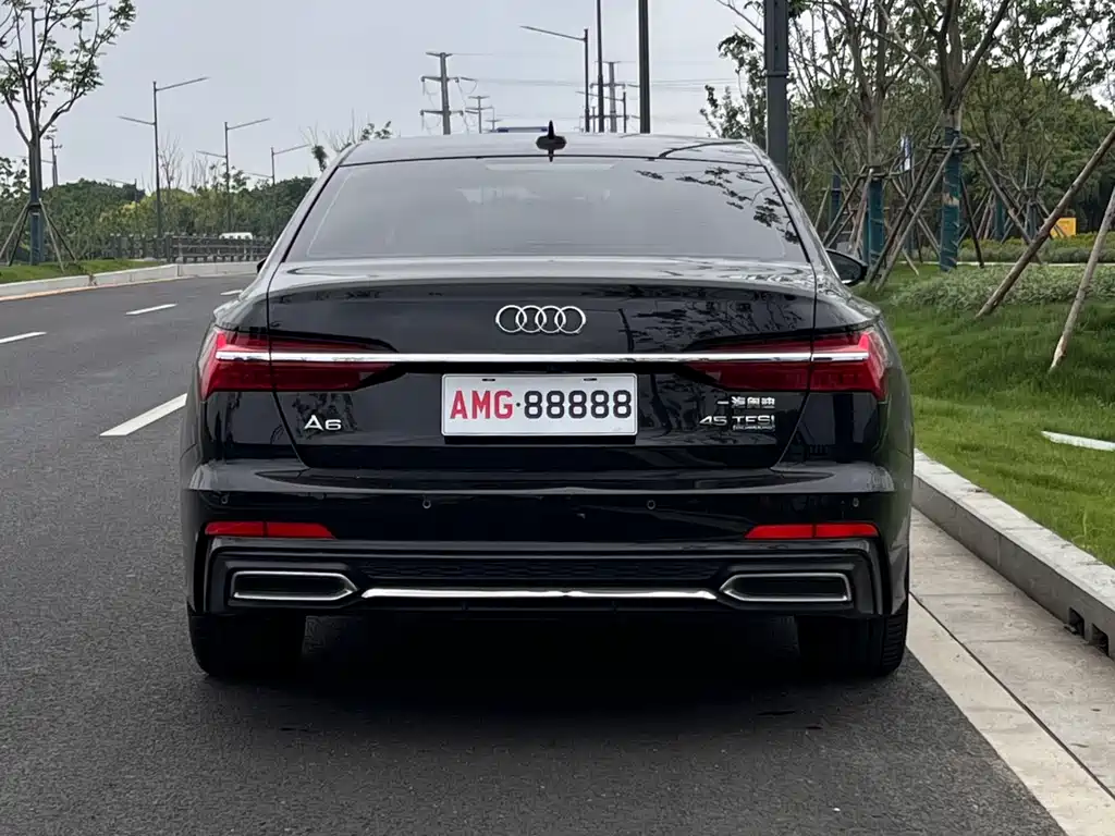 Audi A6L 2020