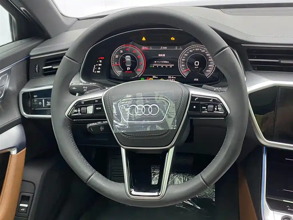 Audi A6L — фото 15