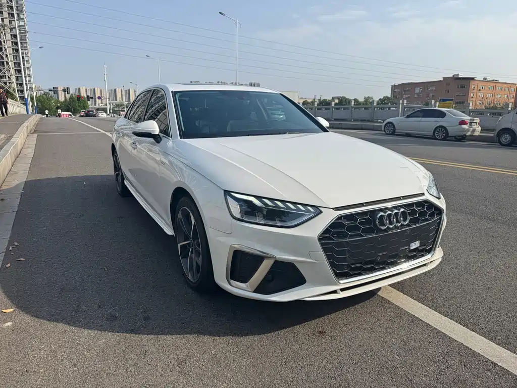 Audi A4L 2022
