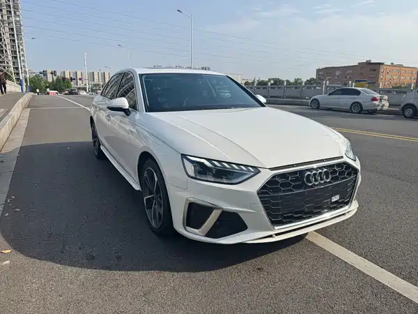 Audi A4L 2022