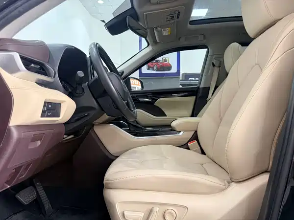 Toyota Highlander 2022