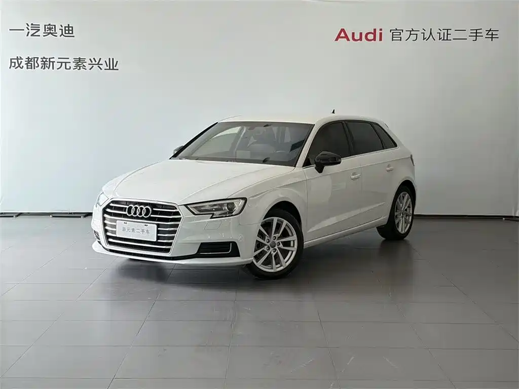 Audi A3 2020 — фото 1