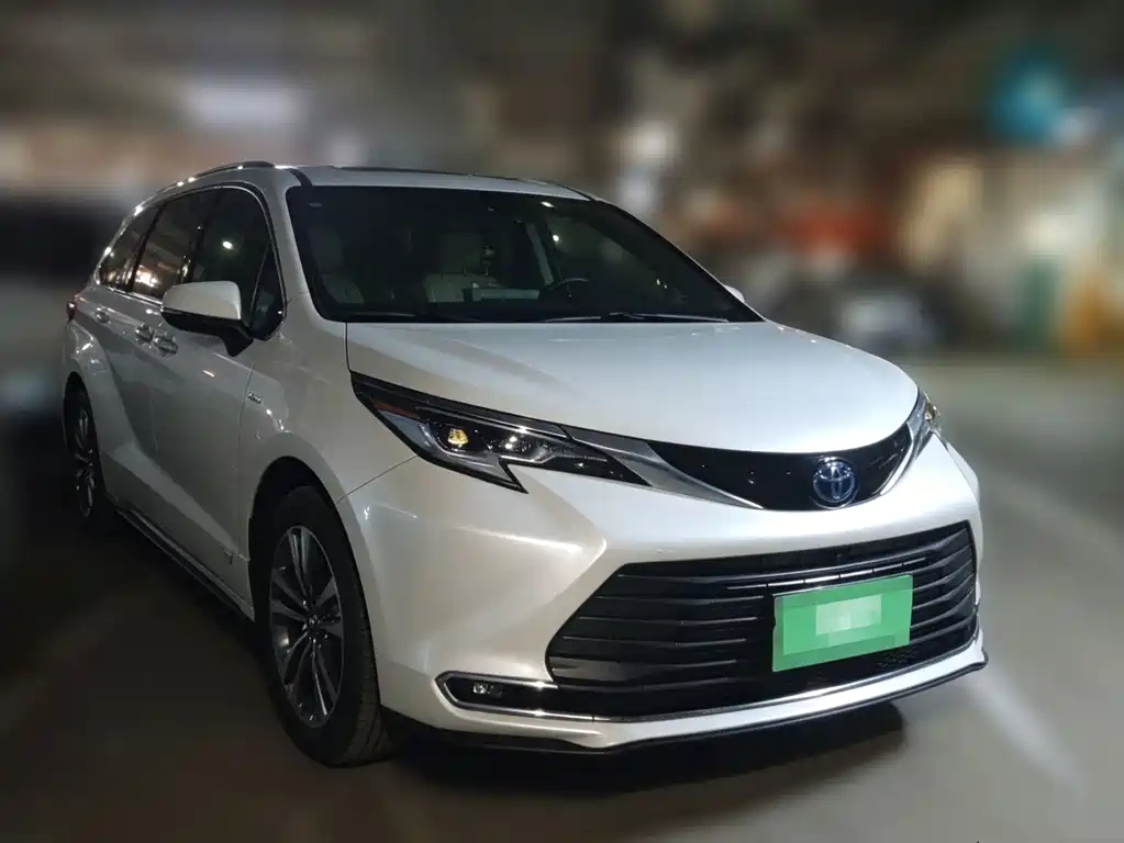 Toyota Sienna 2022