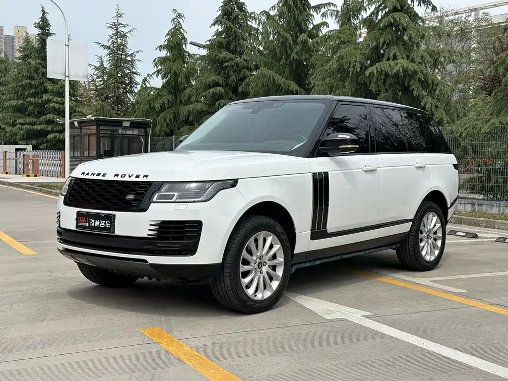 Land Rover Range Rover 2018 — фото 1