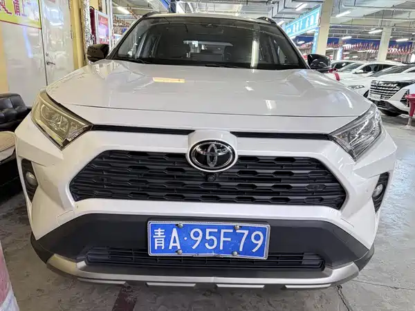 Toyota RAV4 2022