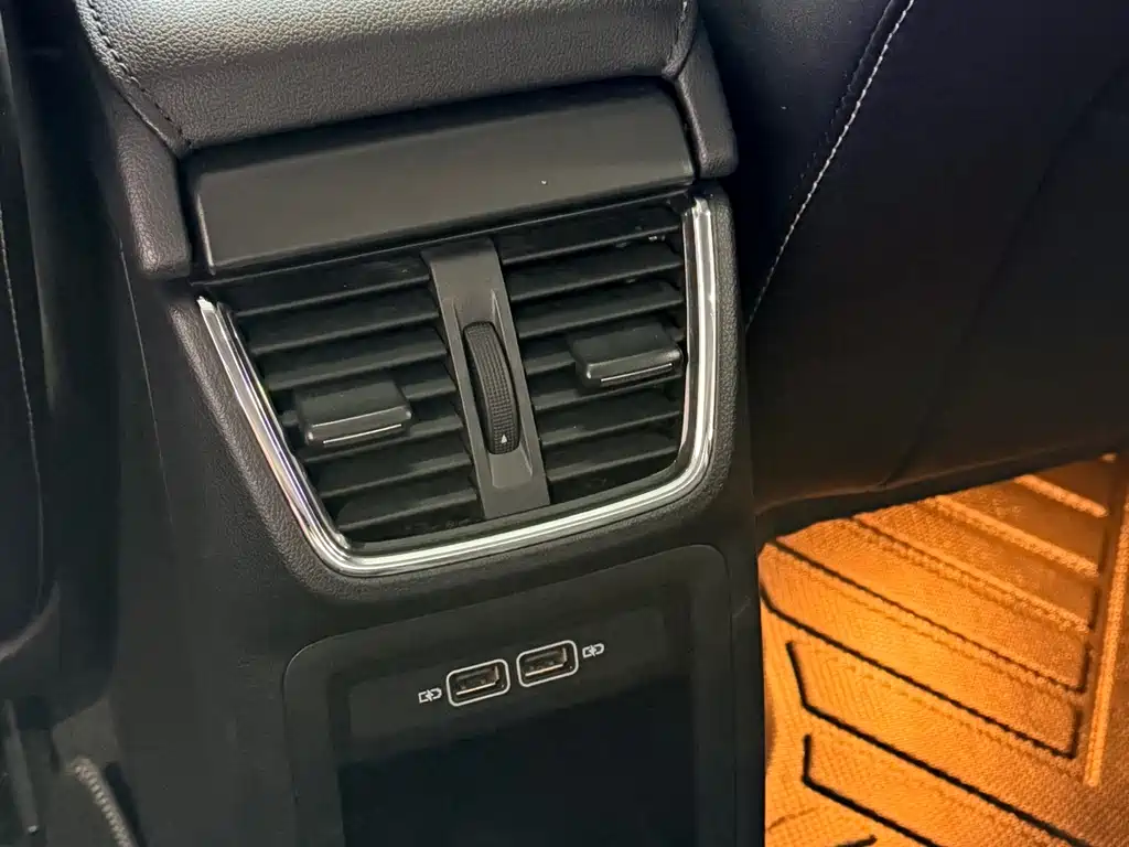 Skoda Octavia 2019 — фото 20