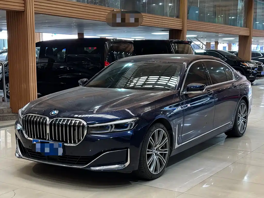 BMW 7 Series 2022 — фото 1
