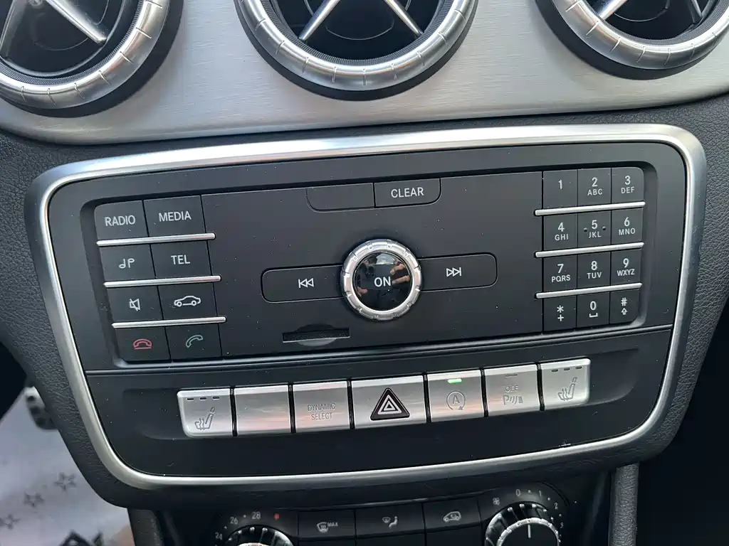 Mercedes-Benz CLA 2018 — фото 19