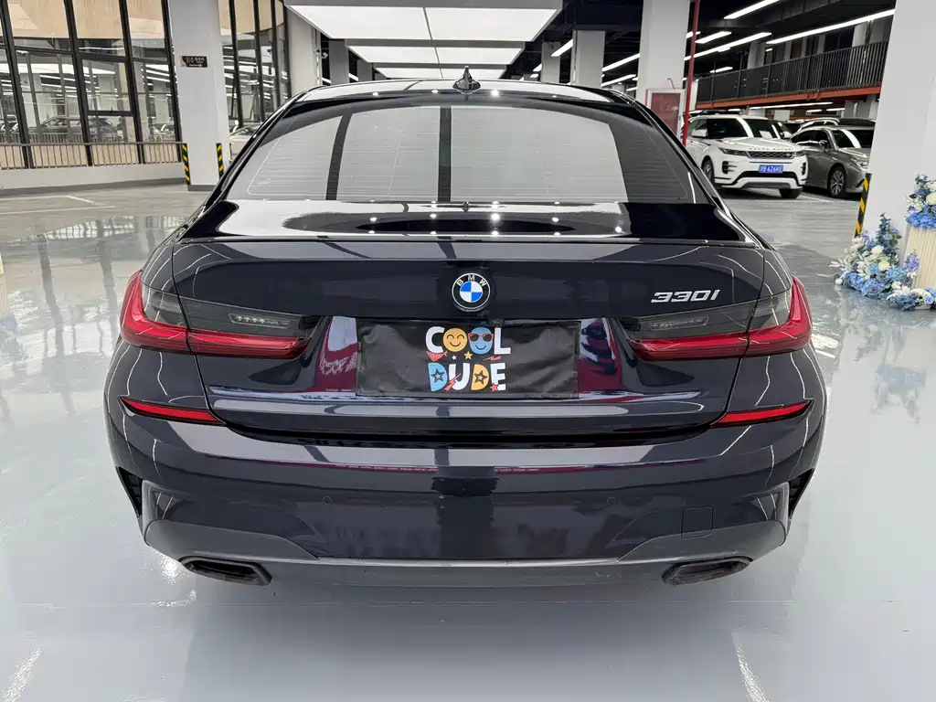 BMW 3 Series 2022 — фото 16