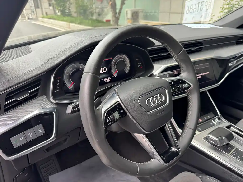 Audi A6L 2021 — фото 24